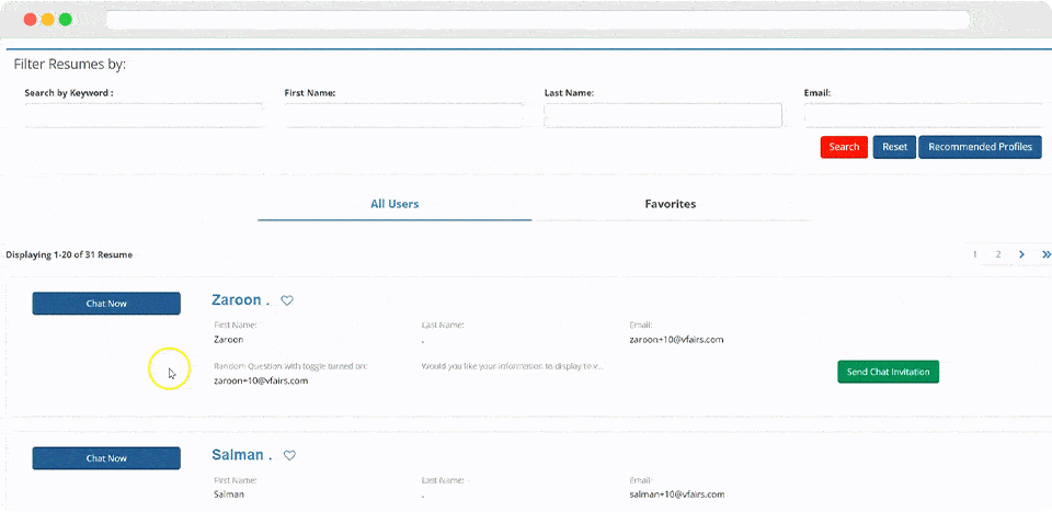 This animation shows how users can add resumes to the Favorites tab for easy access.