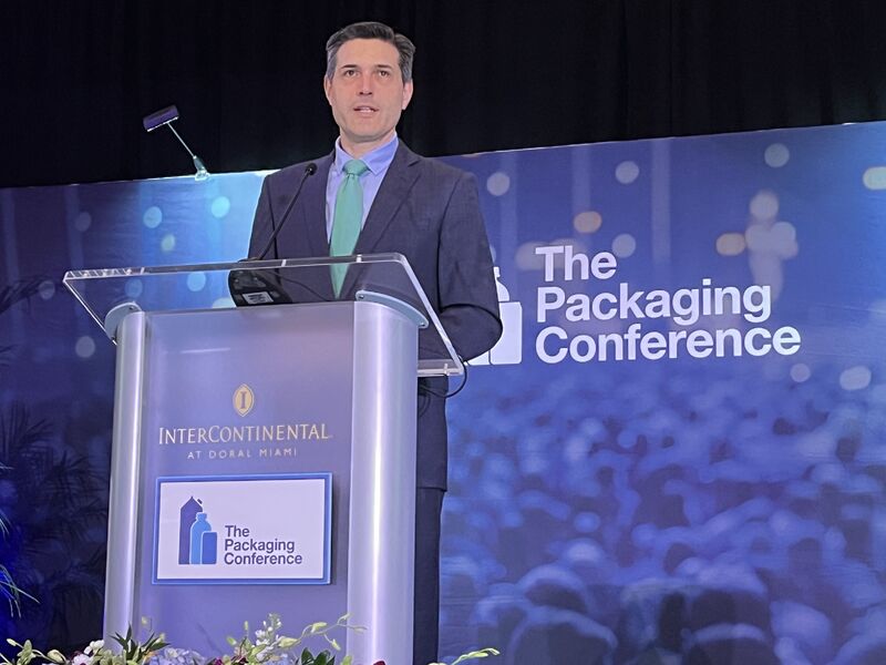 a snapshot of a speaker form the big event of the packaging conference